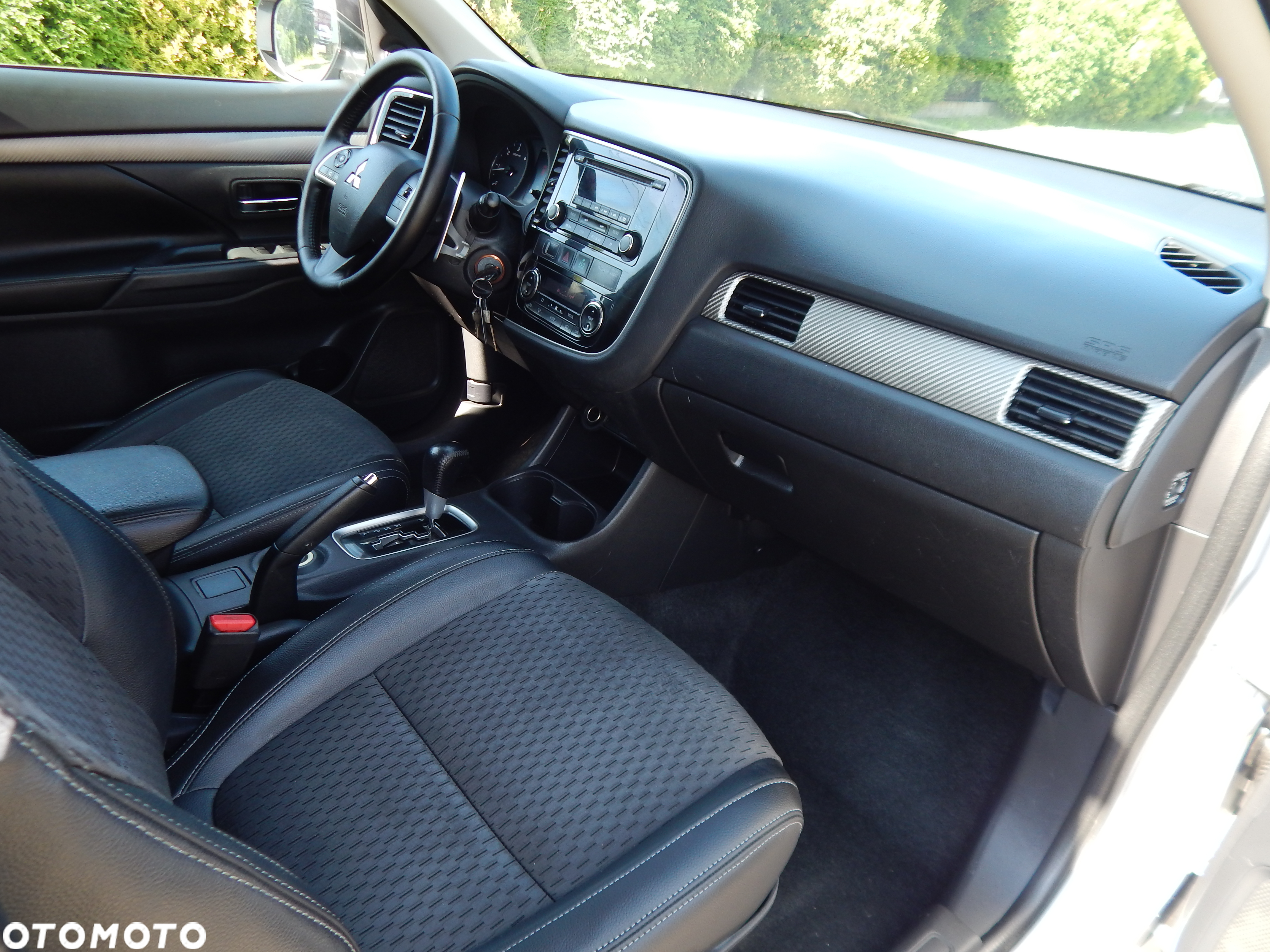 Mitsubishi Outlander 2.2 DI-D Instyle SDA 4WD - 14