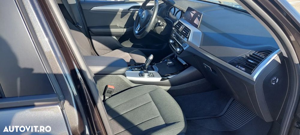 BMW X3 xDrive20i Aut. Advantage - 15