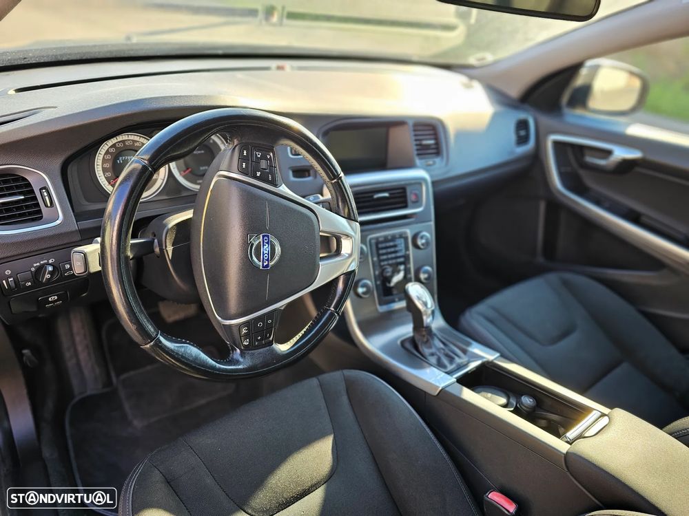 Volvo S60 1.6 D2 Drive Momentum Powershift Start/Stop - 7