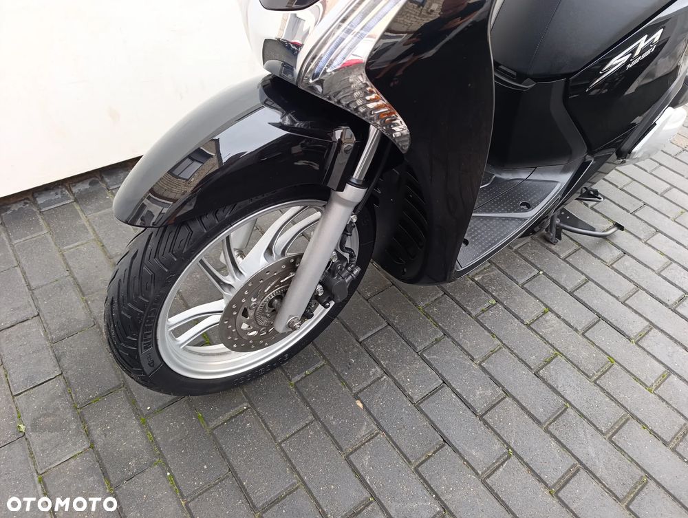 Honda SH - 9