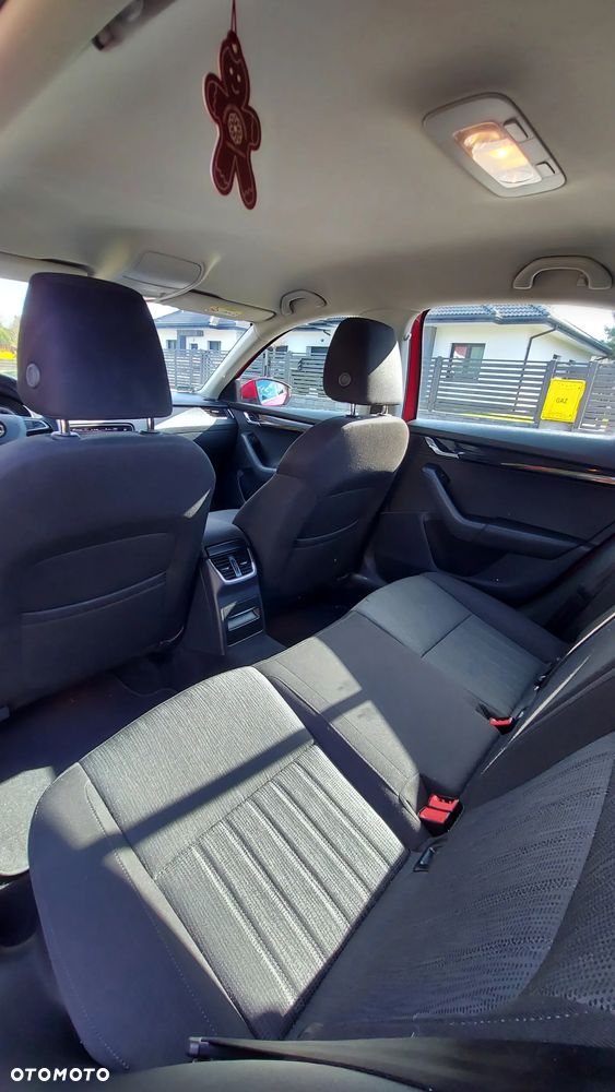 Skoda Octavia 2.0 TDI Style DSG - 14