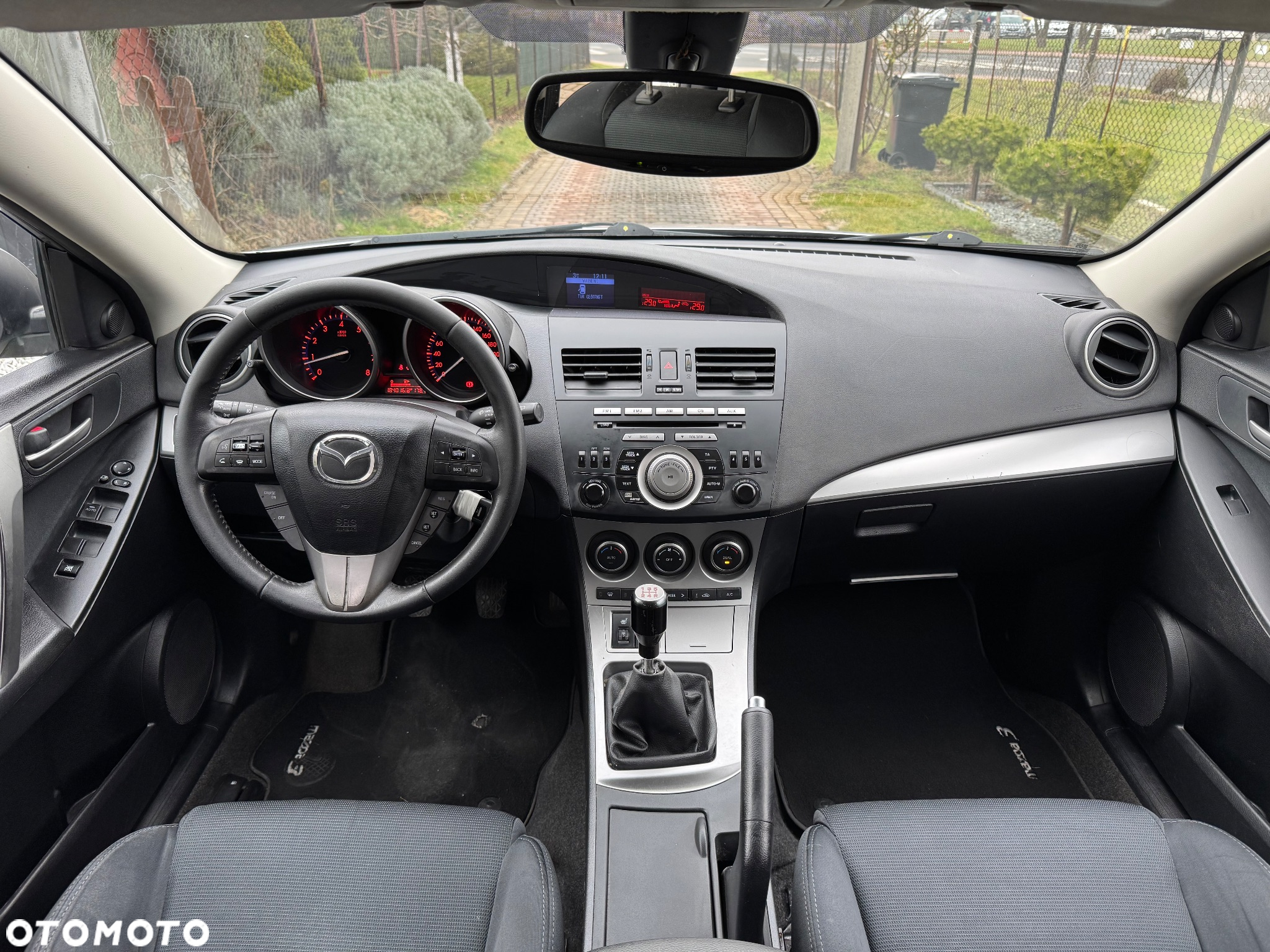 Mazda 3 1.6 Exclusive + - 13