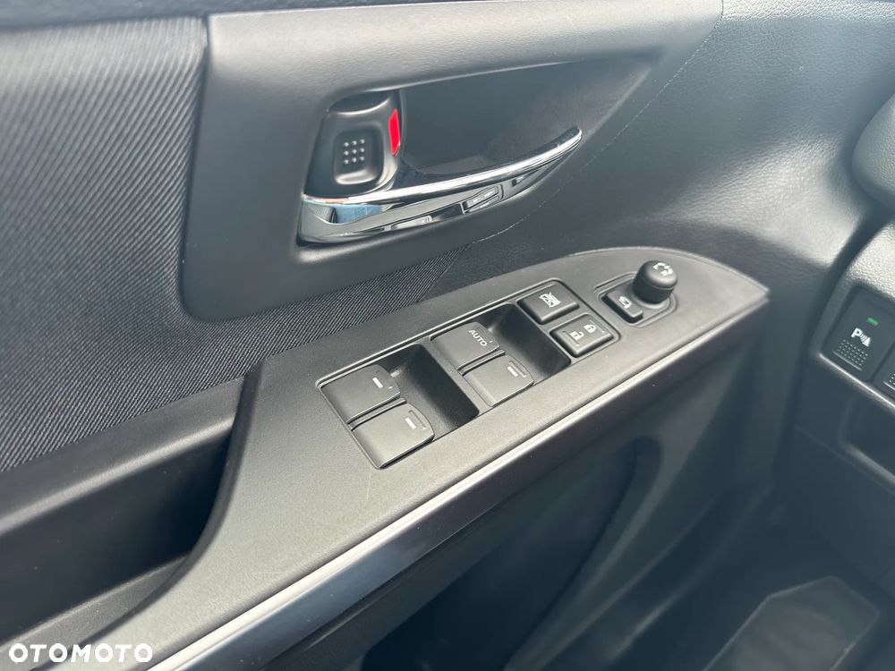 Suzuki SX4 S-Cross - 13