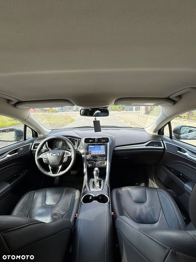 Ford Mondeo 2.0 TDCi Titanium PowerShift - 16