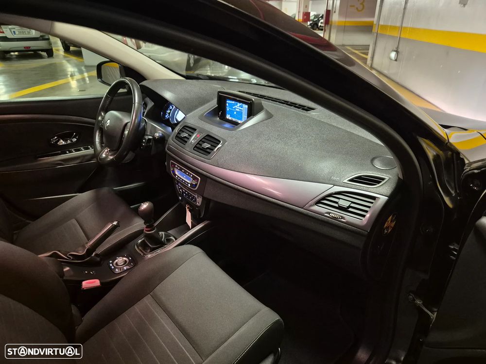 Renault Mégane Sport Tourer 1.5 dCi Limited SS - 37