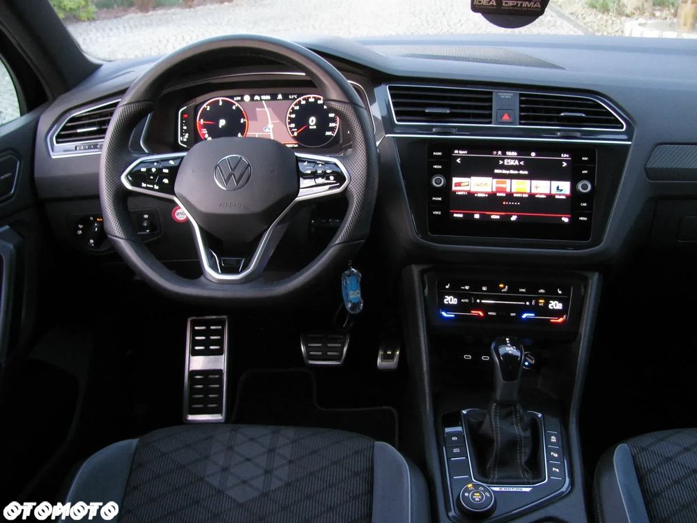 Volkswagen Tiguan 2.0 TDI SCR 4MotION DSG R-Line - 17