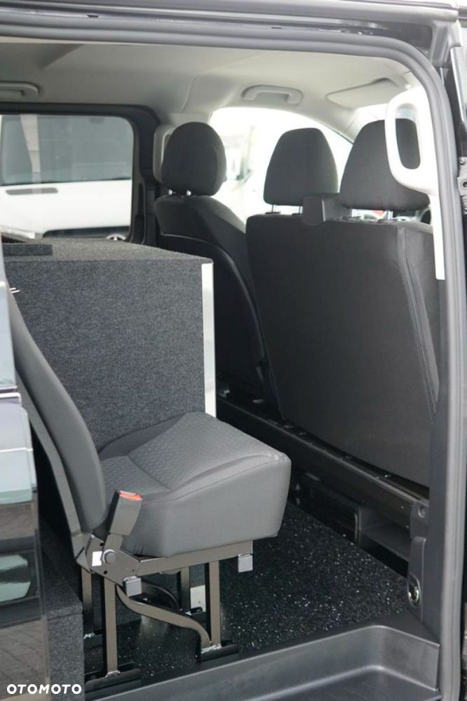 Mercedes-Benz VITO - 21