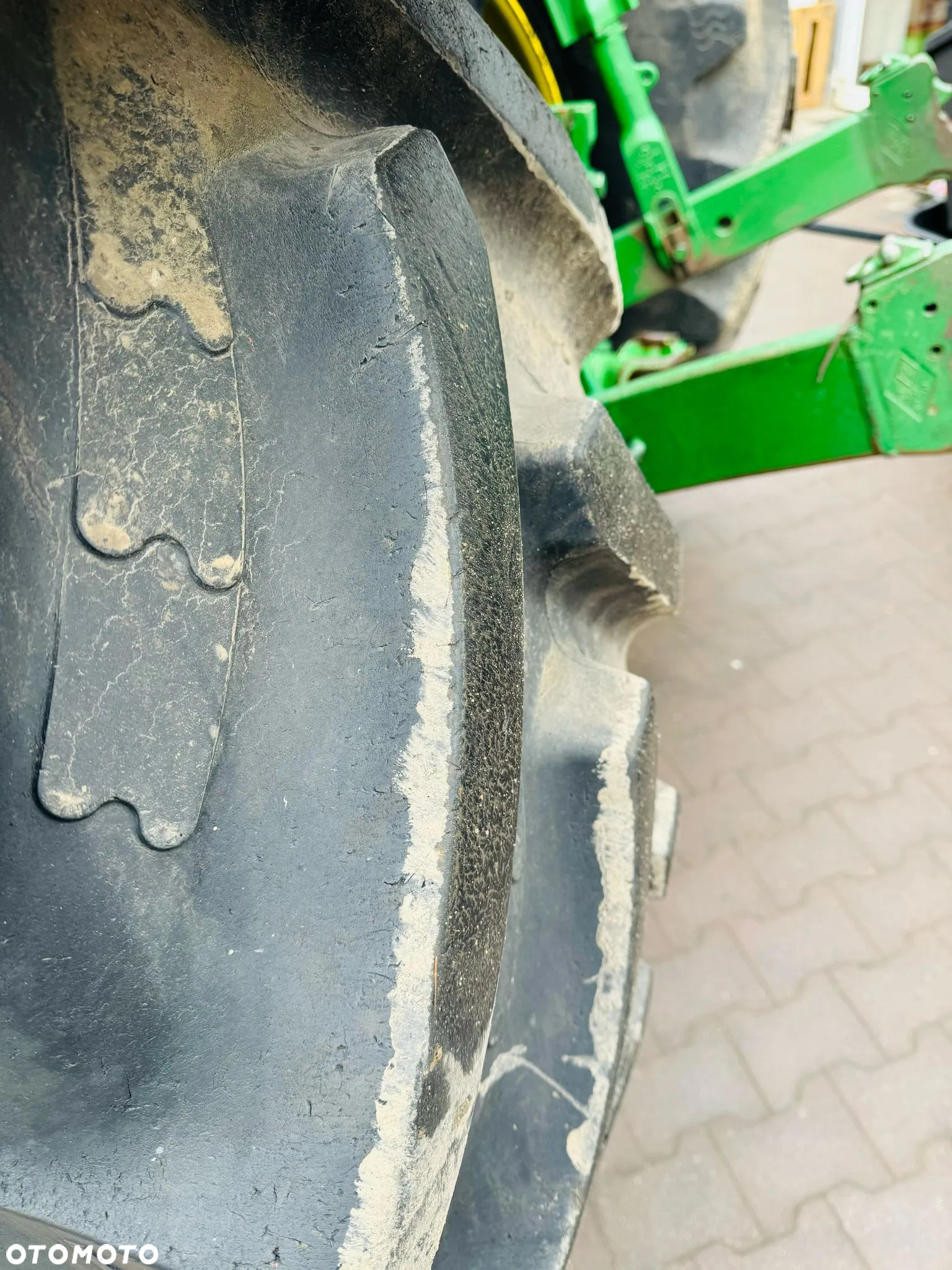 John Deere 6170R - 17