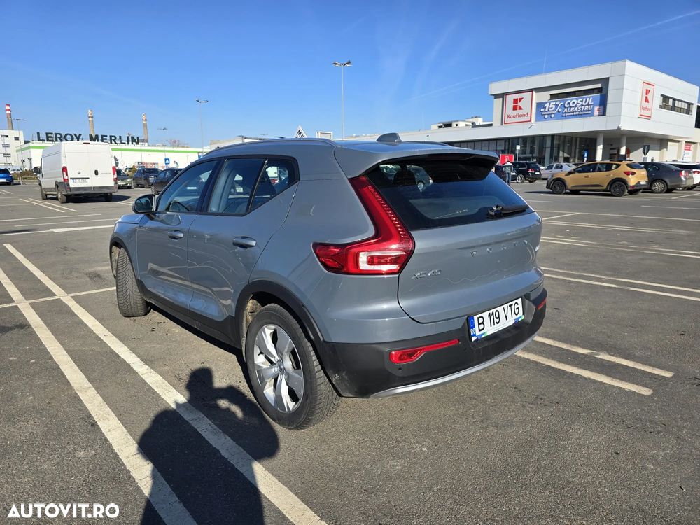 Volvo XC 40 D3 AWD Geartronic Momentum - 2