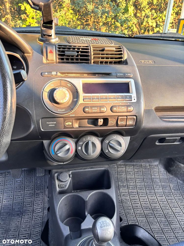 Honda Fit - 12