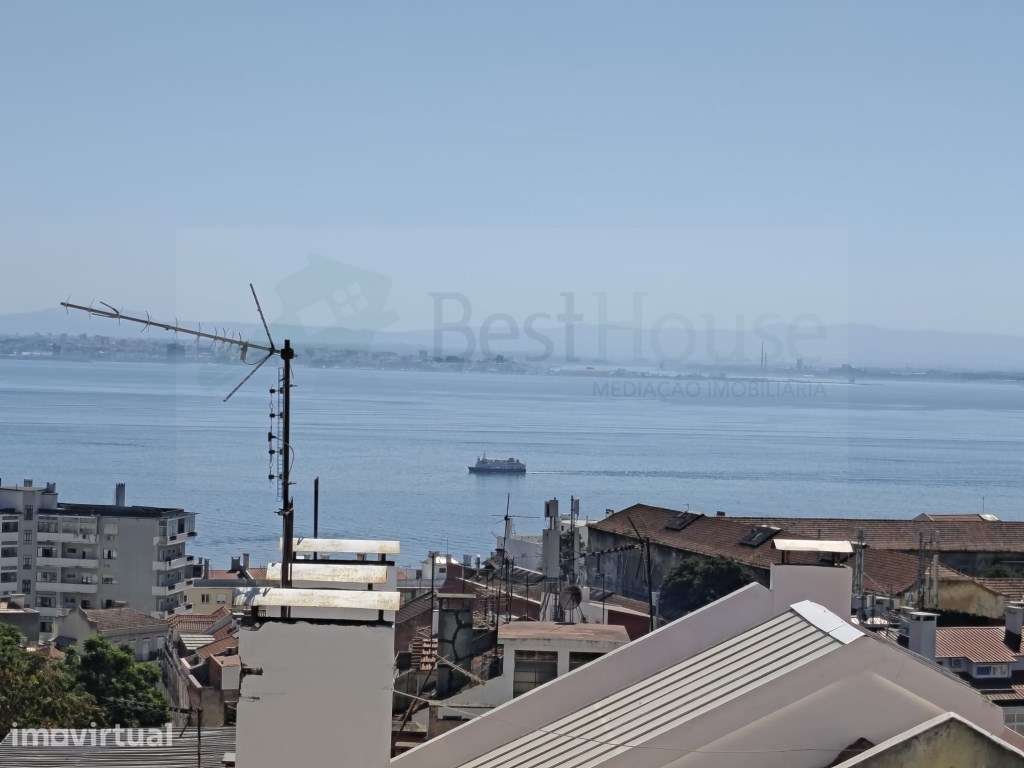 T2 Lisboa Remodelado na Graça - vista Rio - Grande imagem: 2/19