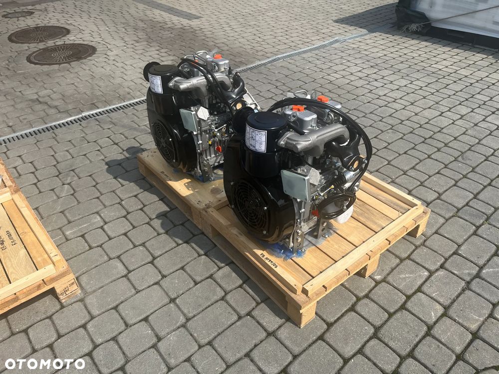 SILNIK Lombardini 12LD477/2B1 12LD477-2 12 LD 477 7722netto - 2
