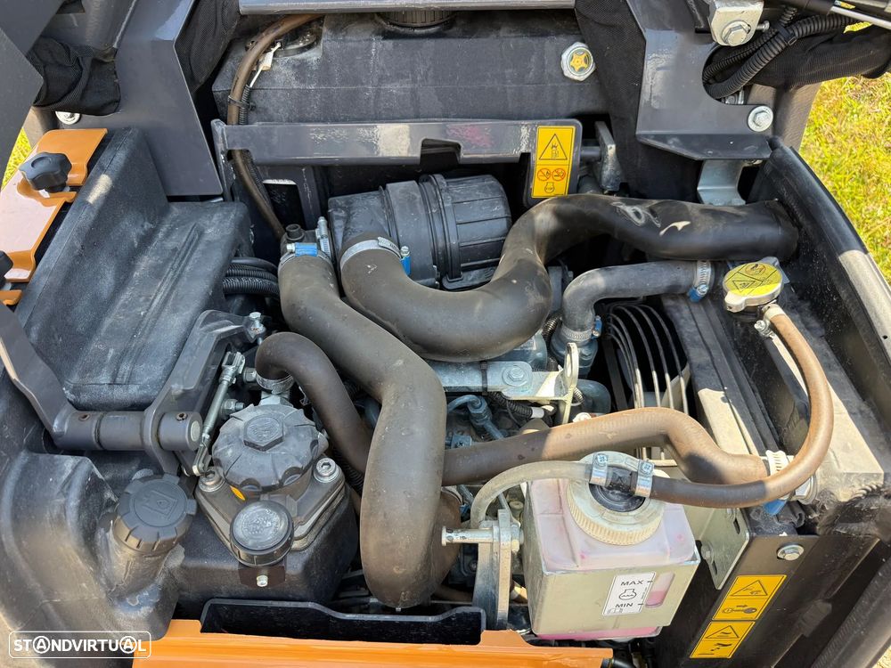 Case CX12D Roll Bar - 8