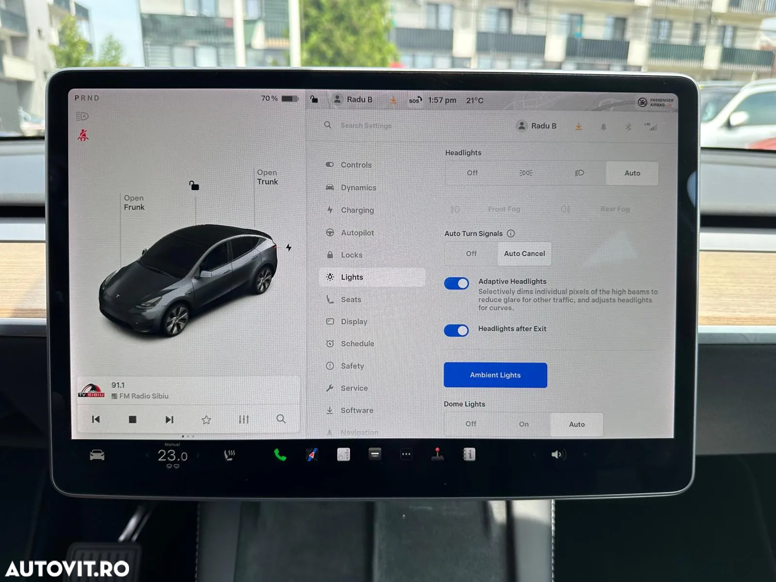 Tesla Model Y Long Range AWD - 19