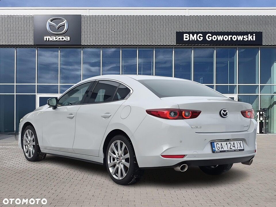 Mazda 3 - 4