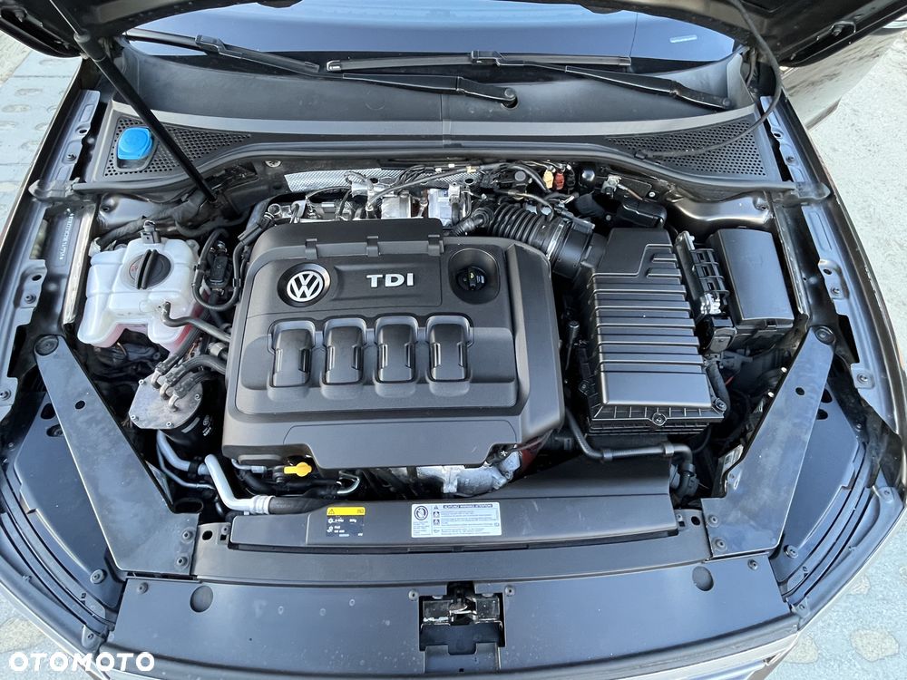 Volkswagen Passat Variant 2.0 TDI Bi-Turbo BMT 4Mot Highline DSG - 18