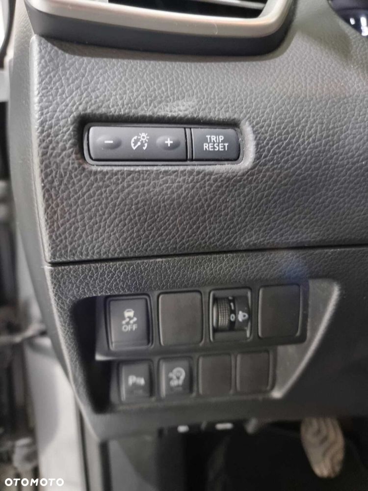 Nissan Qashqai - 23