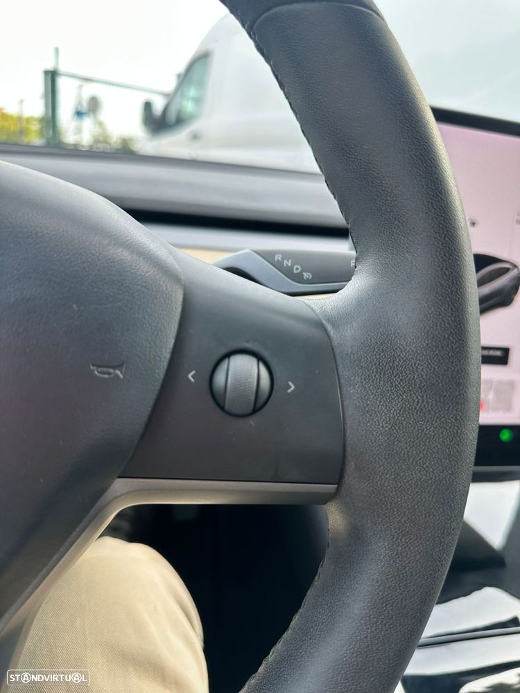 Tesla Model 3 Standard RWD Plus - 18
