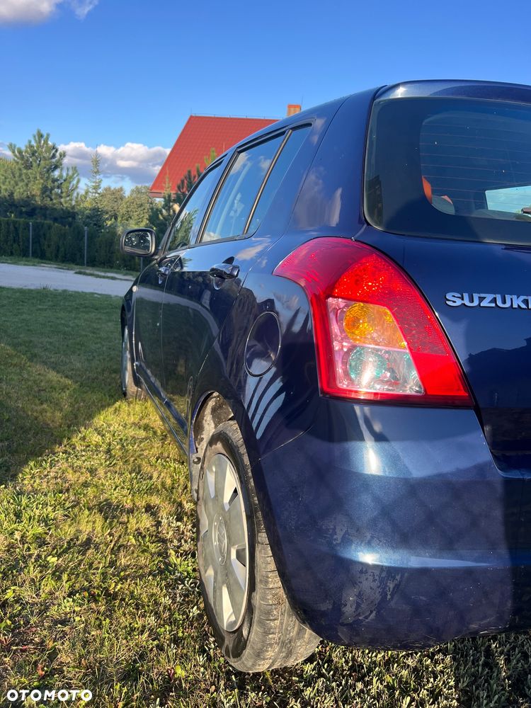 Suzuki Swift 1.3 Sunlight Edition - 22