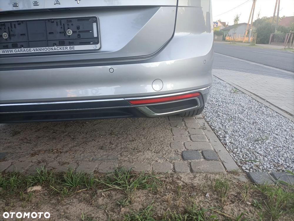 Volkswagen Passat 2.0 TDI SCR DSG Comfortline - 6