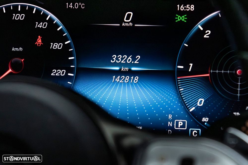 Mercedes-Benz C 300 d AMG Line - 18