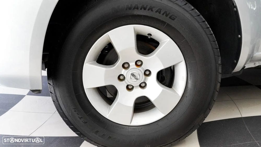 Nissan Navara 2.5 dCi CD SE 4WD - 6