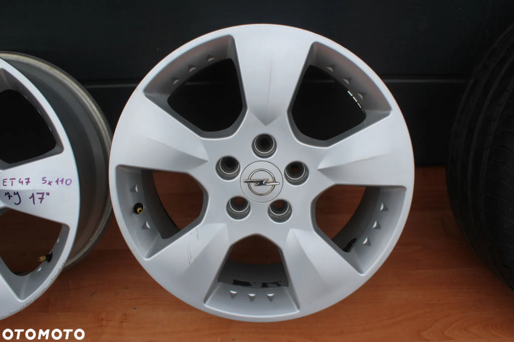 KOŁA FELGI ALUMINIOWE OPONY OPEL ZAFIRA A B ASTRA H VECTRA C SIGNUM 17 CALI 5X110 ET47 225/45/17 - 7