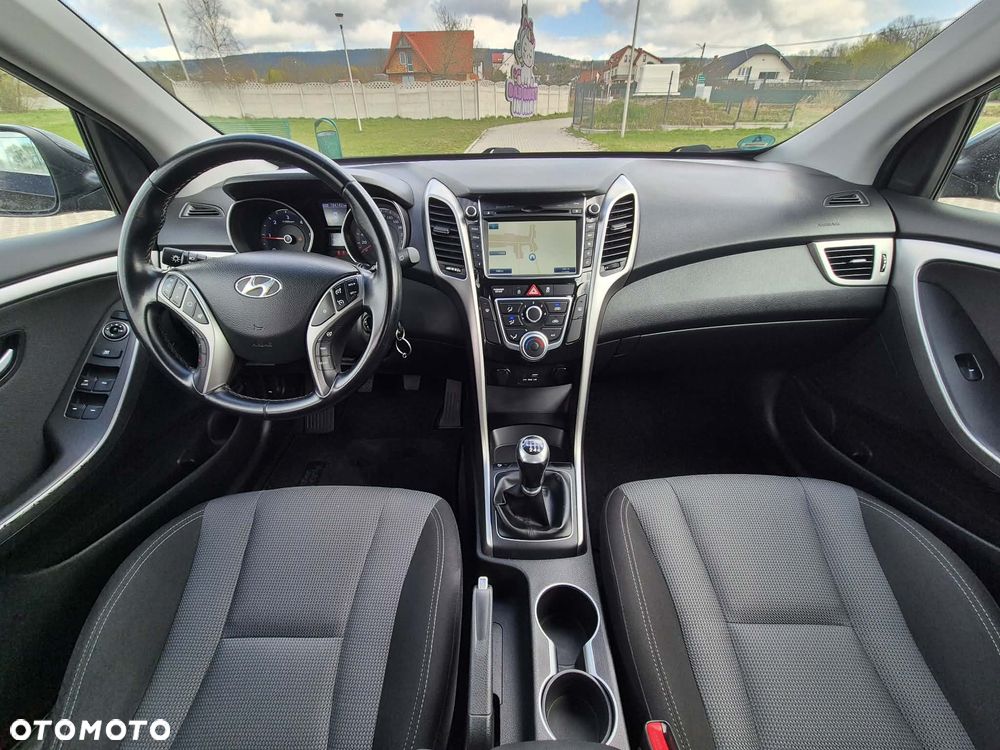 Hyundai i30 1.6 CRDi Premium - 14