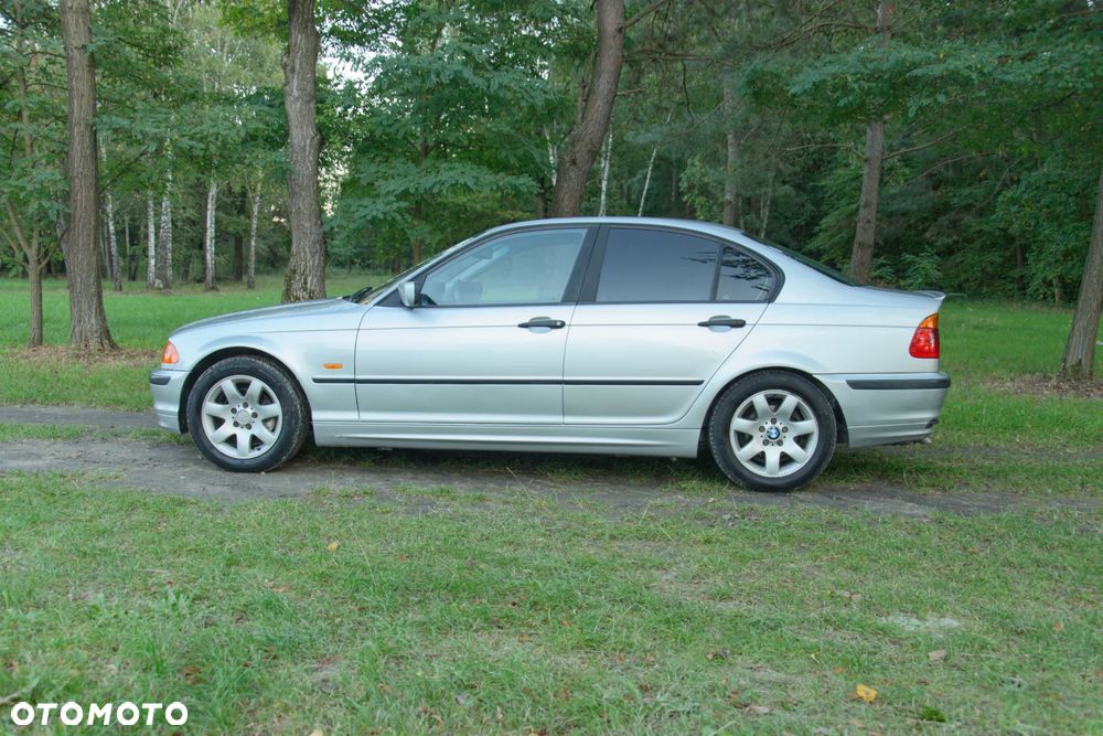 BMW Seria 3 320d - 6