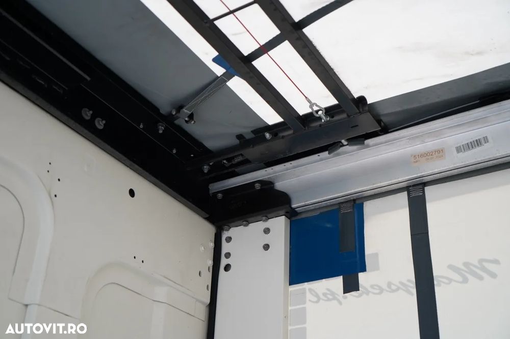 Krone CORTINĂ KRONE / 2024 / COȘ PENTRU PALEȚI / 2 AXE RIDICATIVE / PUȚIN FOLOSIT / - 21