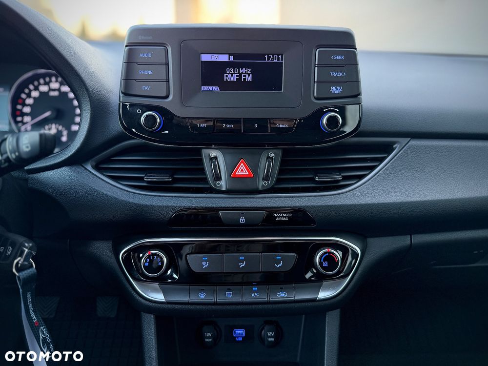 Hyundai i30 1.5 DPI Modern - 17