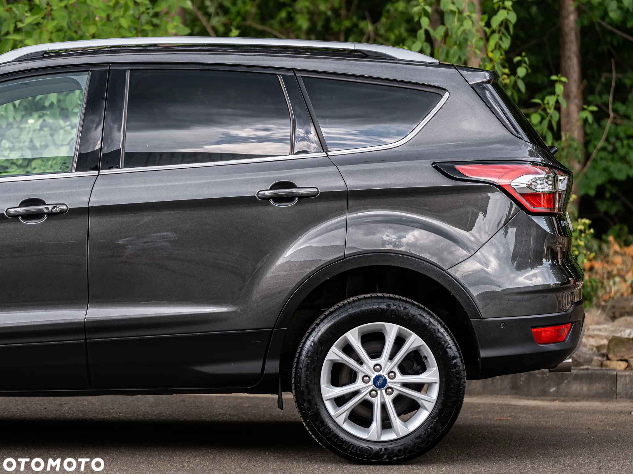 Ford Kuga 2.0 TDCi 2x4 Business Edition - 8