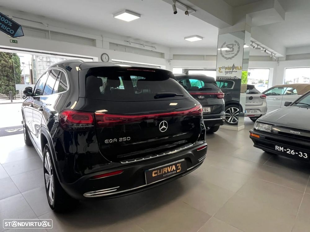 Mercedes-Benz EQA - 5