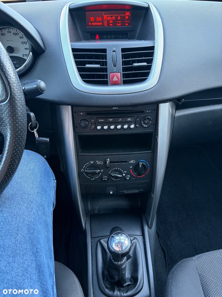 Peugeot 207 95 VTi Urban Style - 30