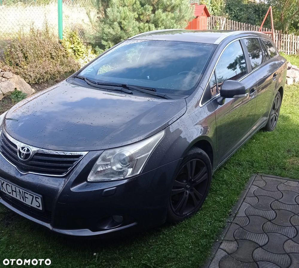 Toyota Avensis Combi 1.8 Executive - 5