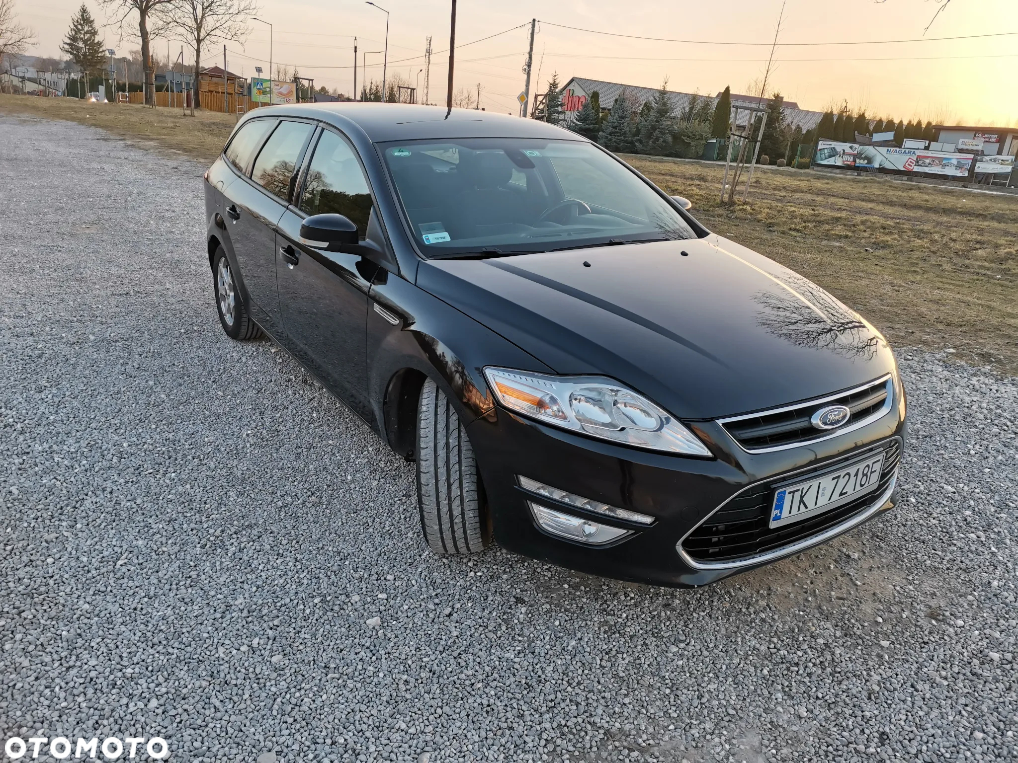 Ford Mondeo 1.6 TDCi ECOnetic Ambiente - 6
