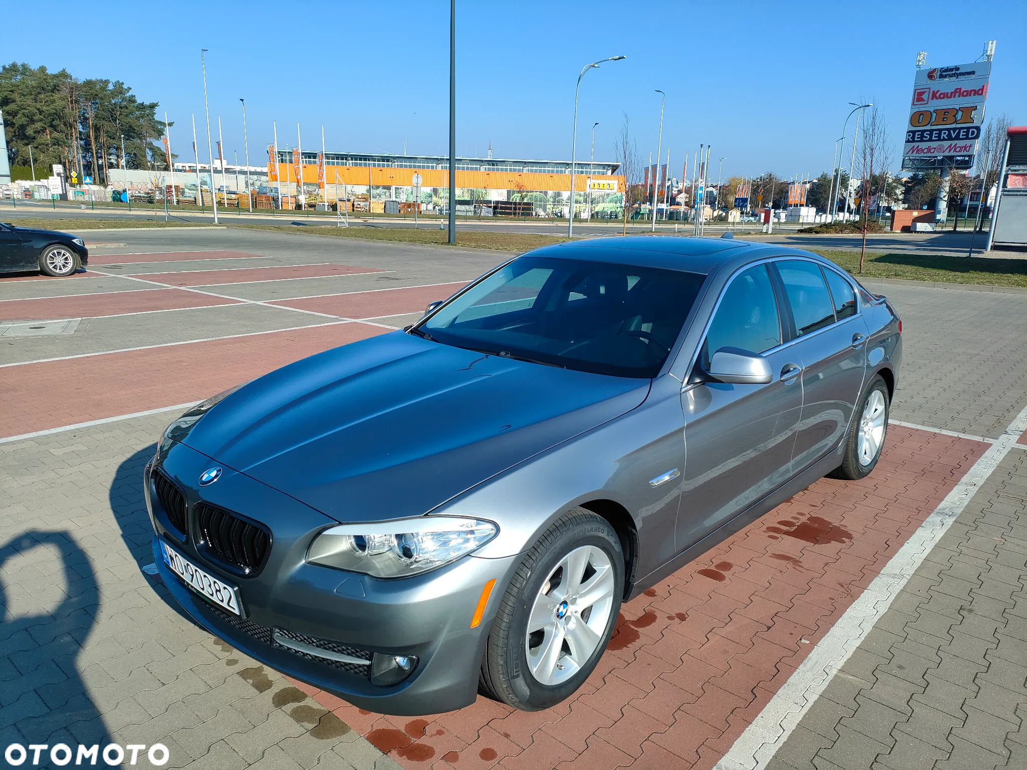 BMW Seria 5 528i - 5