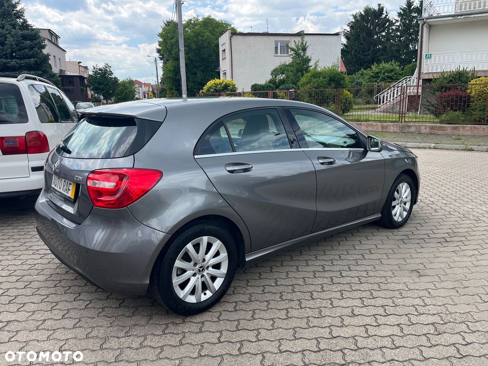 Mercedes-Benz Klasa A 180 CDI 7G-DCT StreetStyle - 4
