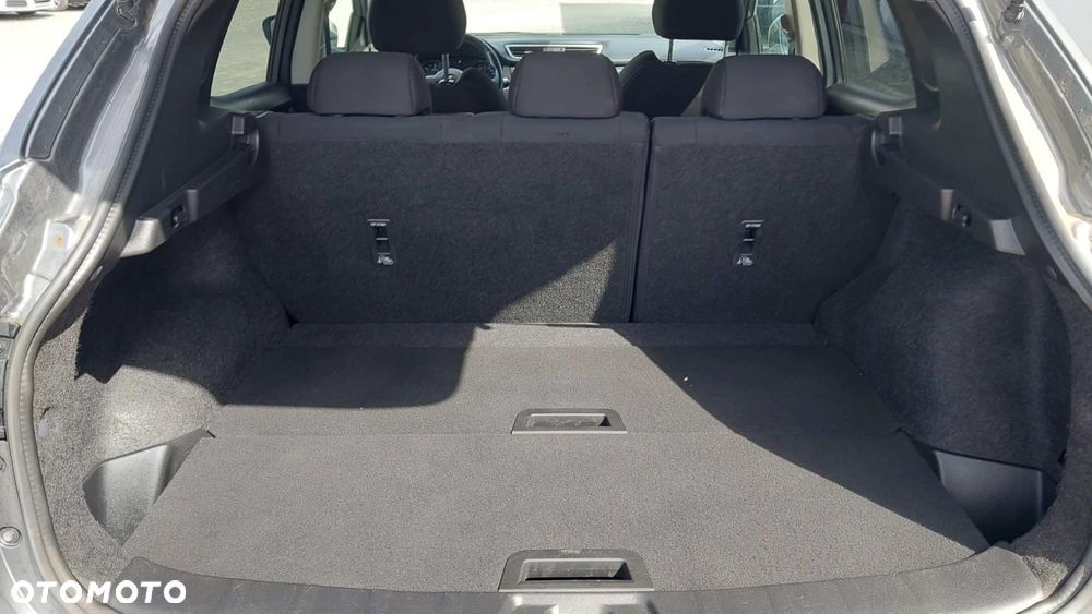 Nissan Qashqai 1.7 dCi 4x4 N-Connecta Xtronic - 7