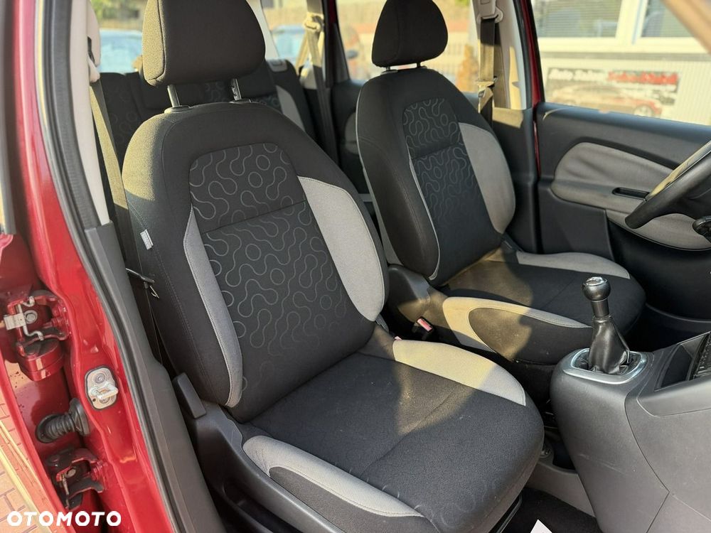 Citroën C3 Picasso 1.4i Attraction - 23