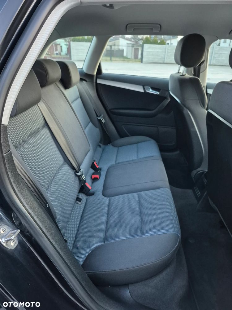 Audi A3 Sportback 1.8 TFSI quattro Ambiente - 8