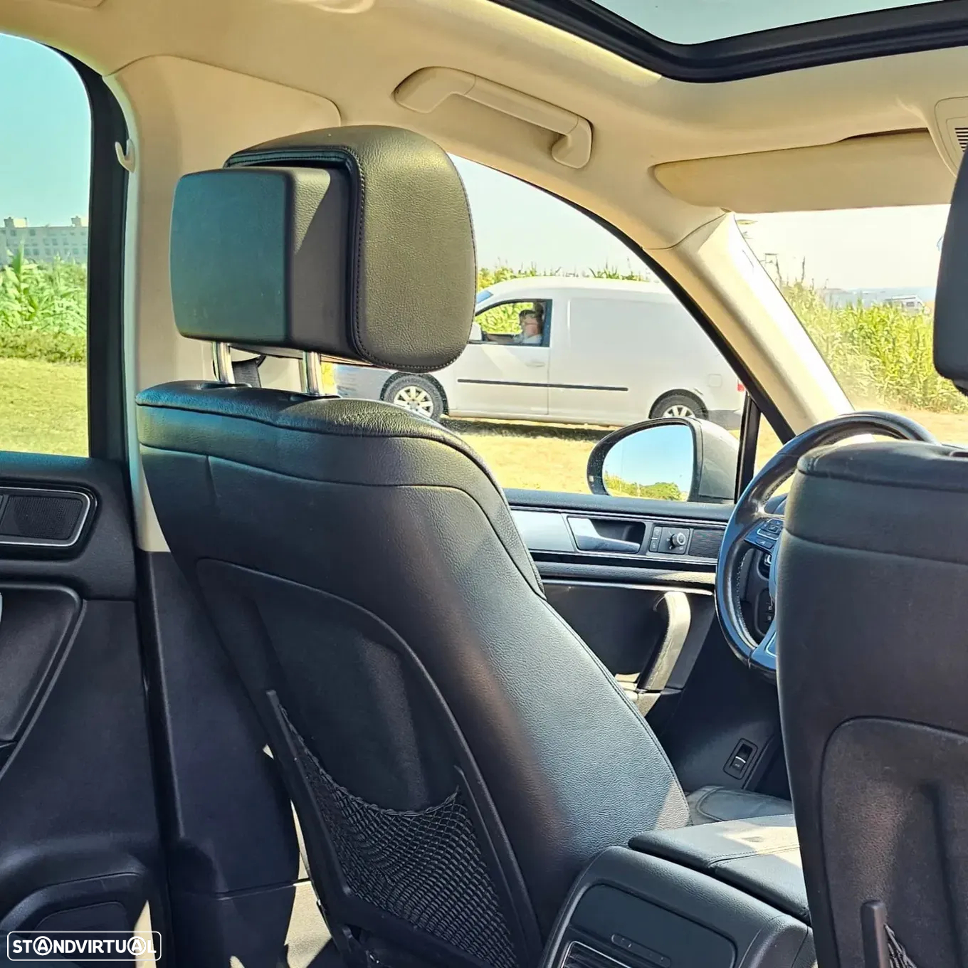 VW Touareg 3.0 TDI V6 - 14
