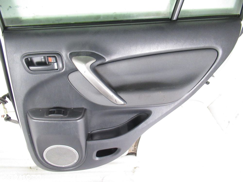 DRZWI PRAWY TYŁ TOYOTA RAV 4 II 1D4 - 4