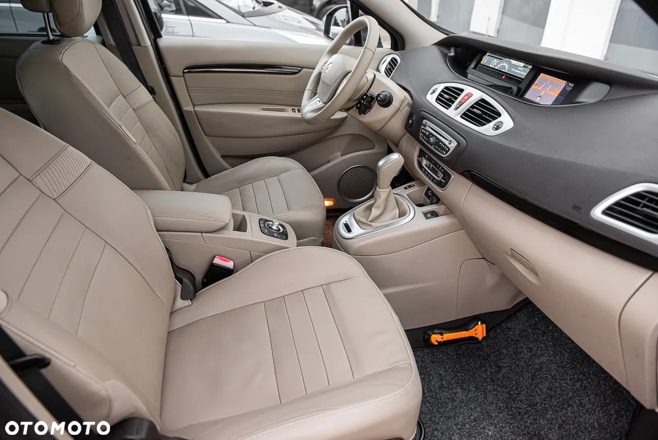 Renault Grand Scenic - 28