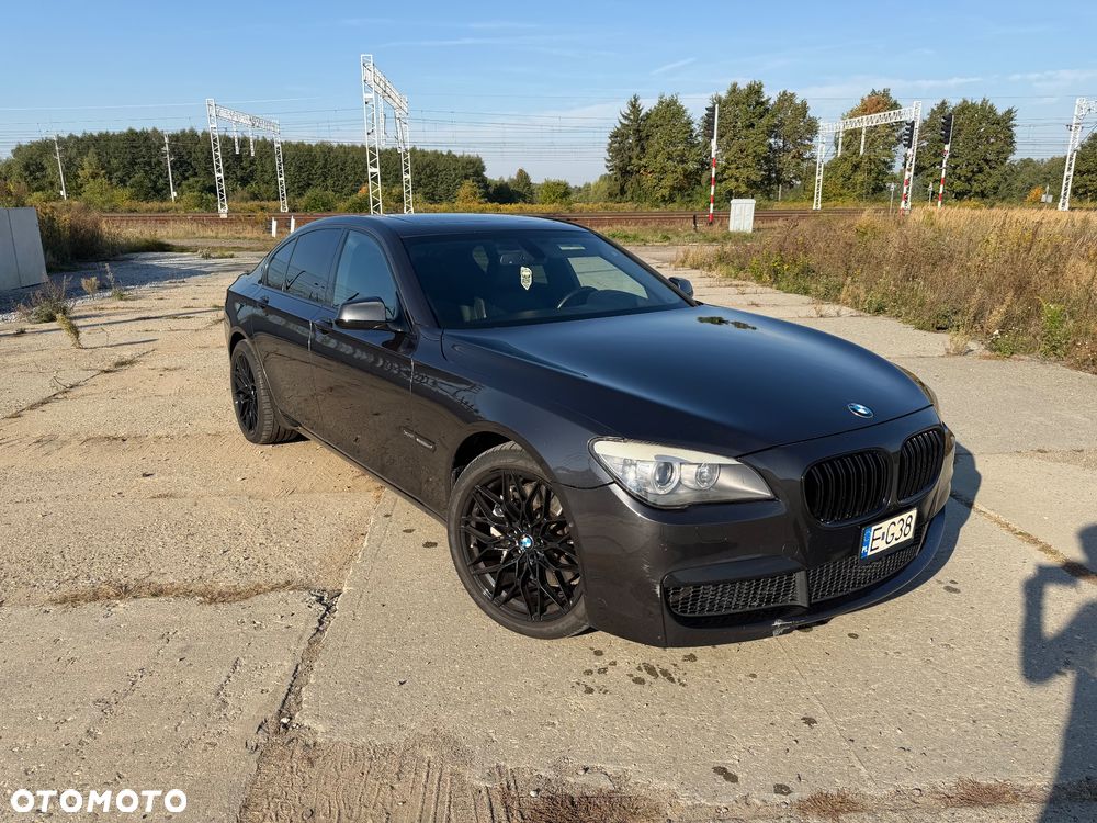 BMW Seria 7 2012 photo 3