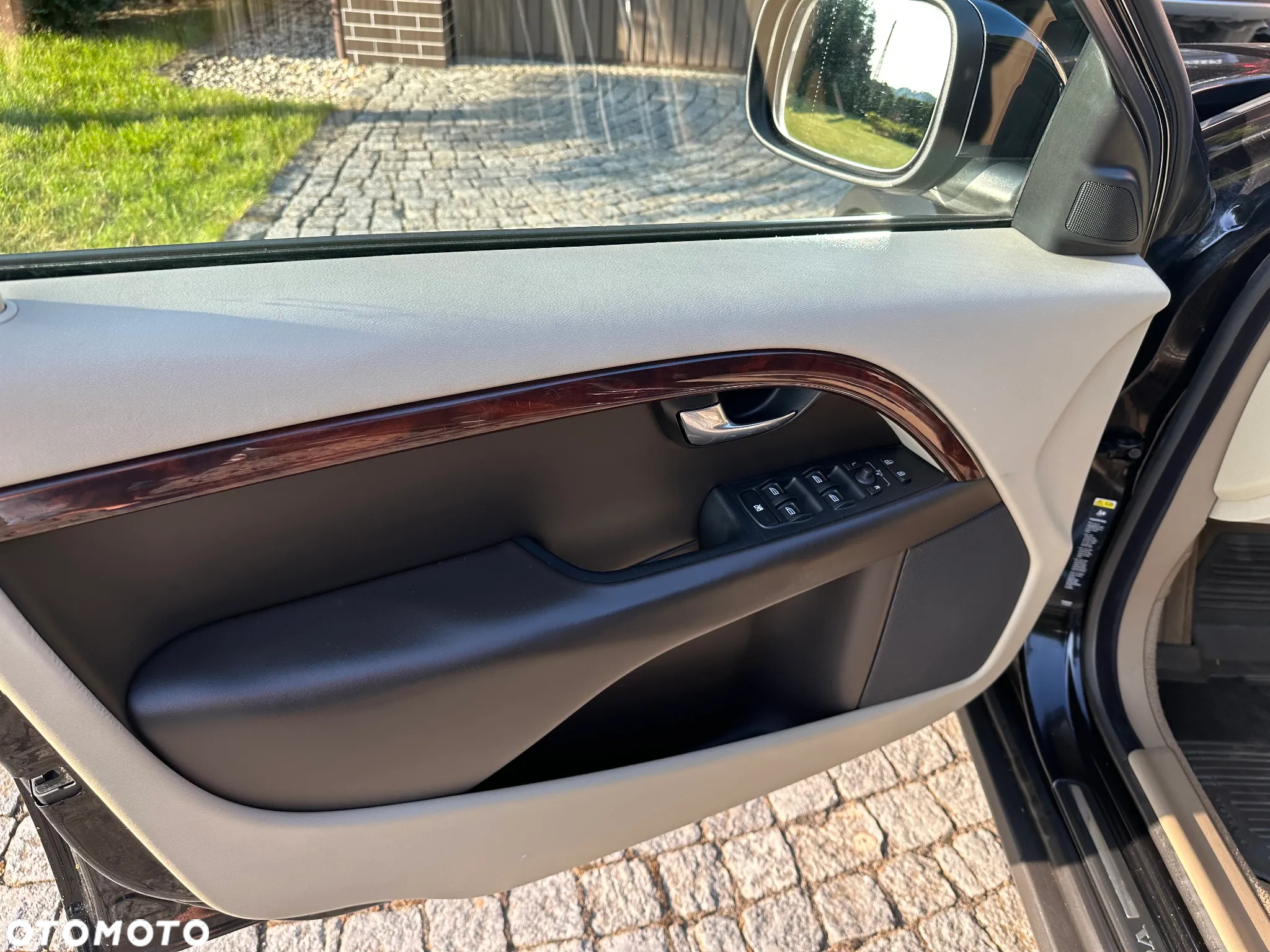 Volvo XC 70 D5 AWD Summum - 13