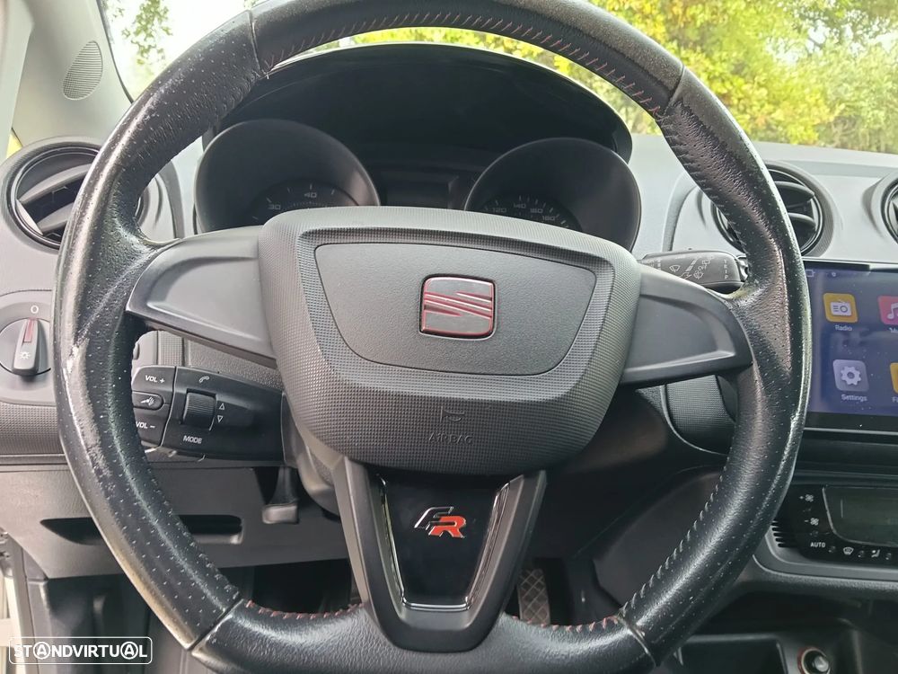 SEAT Ibiza ST - 11
