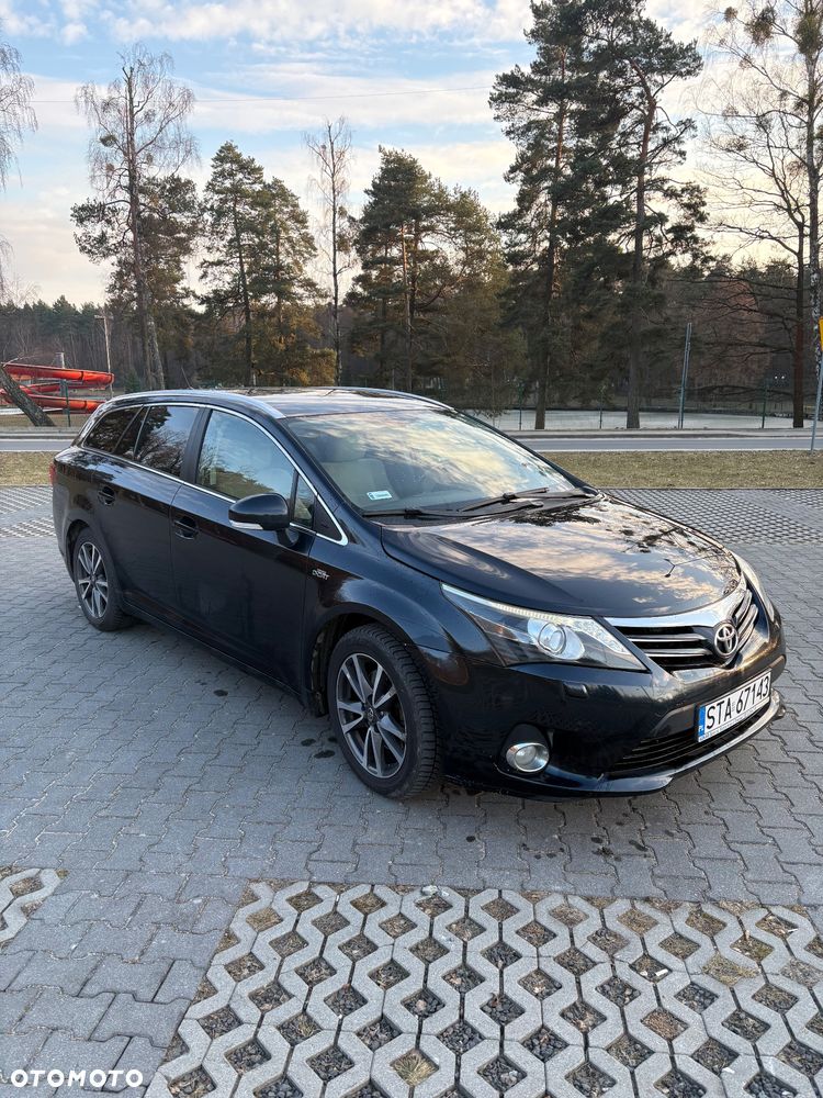 Toyota Avensis - 2