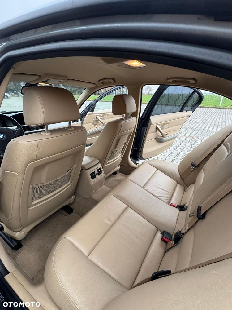 BMW Seria 3 320d - 13