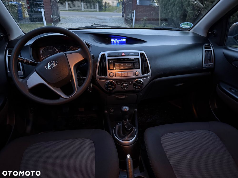 Hyundai i20 - 8